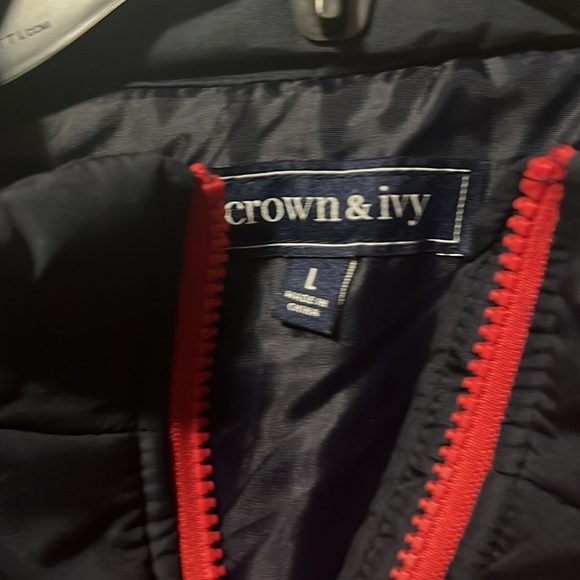 A boy vest jacket - Picture 2 of 3